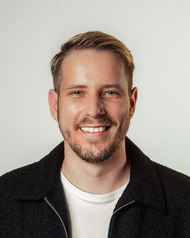 Dominik Berger, Trainer des Bootcamps, Porträt.